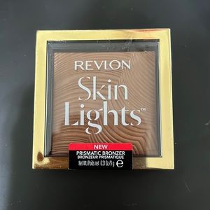 Revlon Skin Lights
